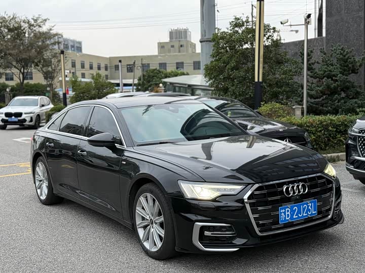 Фото 3 - Audi A6L