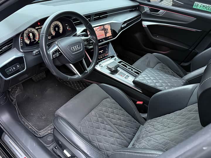 Фото 4 - Audi A6L