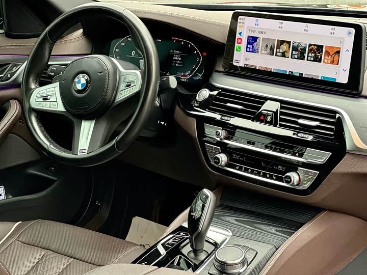 Фото 10 - BMW 5 Series