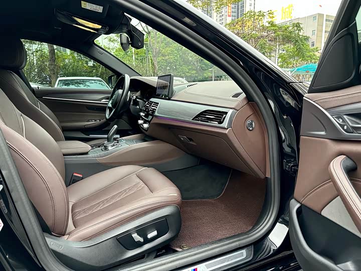 Фото 7 - BMW 5 Series