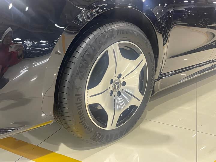 Фото 26 - Mercedes-Benz V-Class