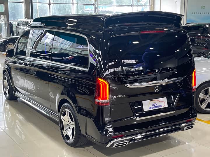 Фото 4 - Mercedes-Benz V-Class