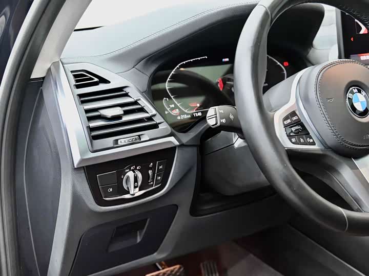 Фото 32 - BMW X3