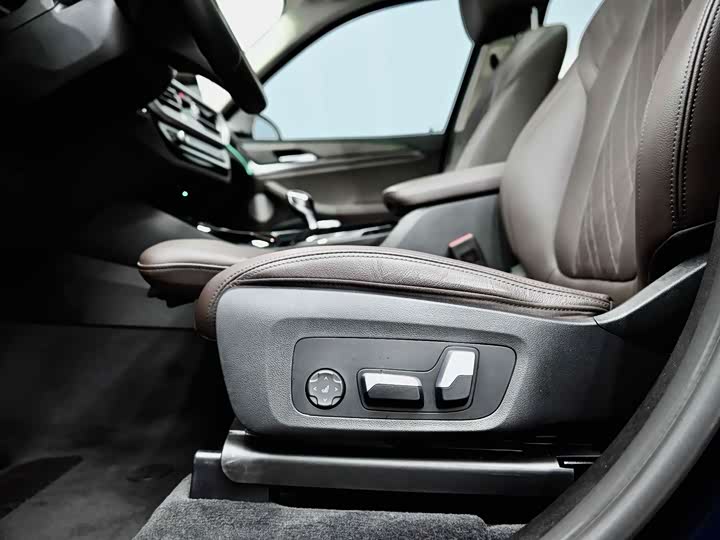 Фото 34 - BMW X3