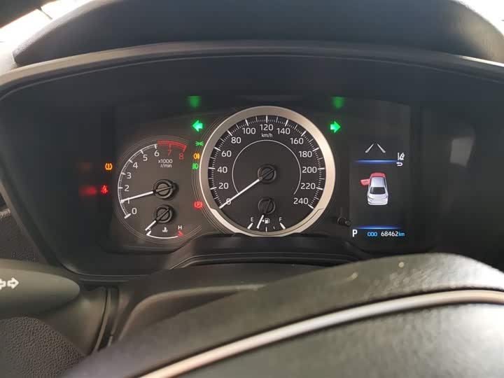 Фото 12 - Toyota Corolla