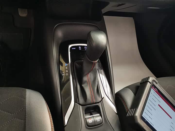 Фото 14 - Toyota Corolla