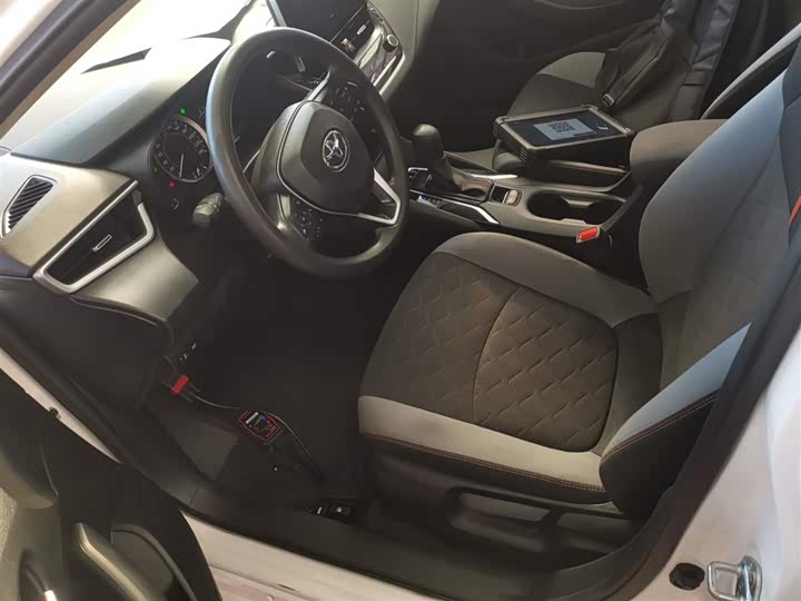 Фото 15 - Toyota Corolla