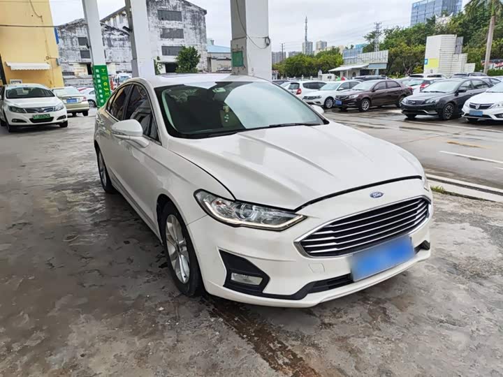 Фото 4 - Ford Mondeo