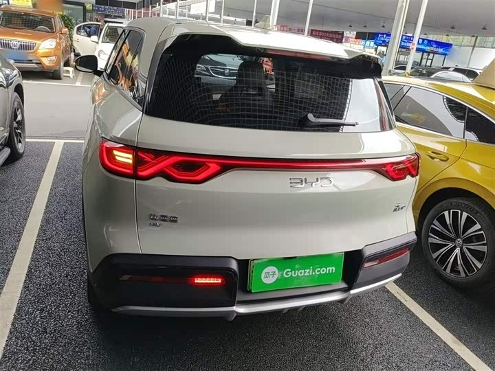 Фото 6 - BYD Yuan Up