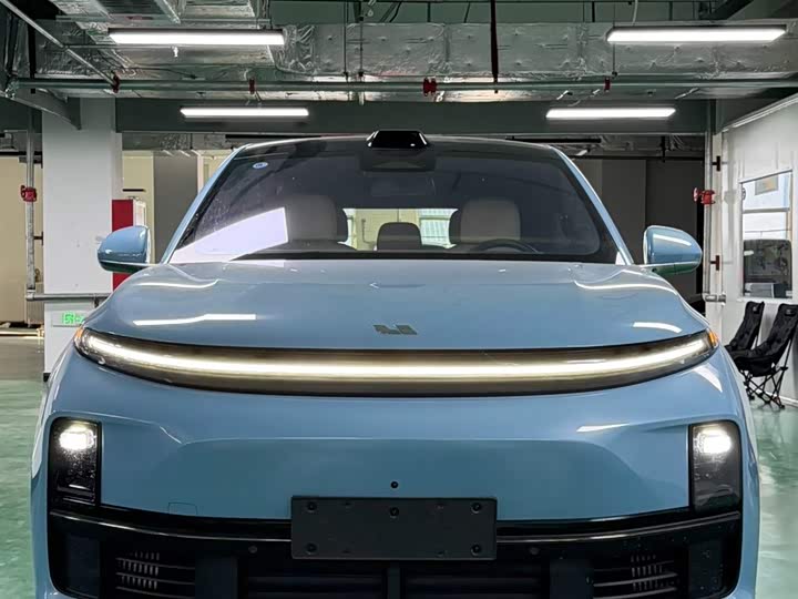 Фото 2 - LiXiang L7