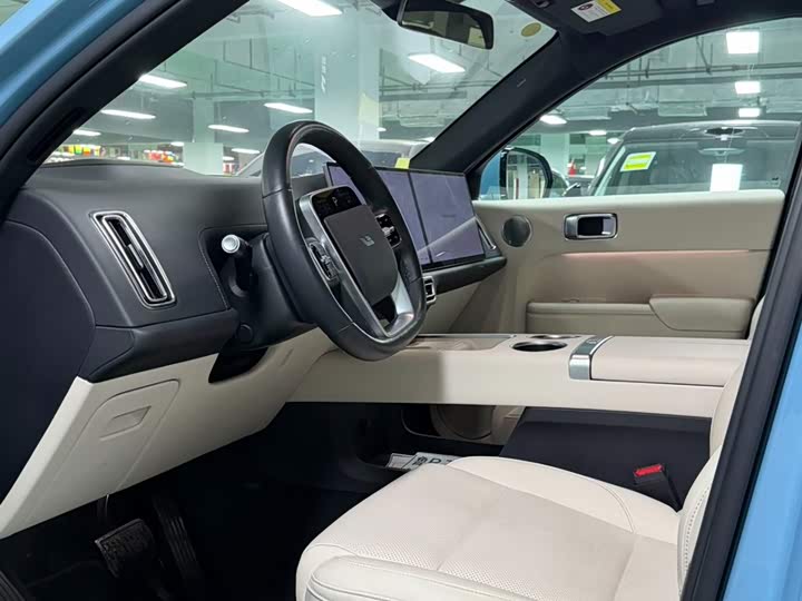 Фото 7 - LiXiang L7