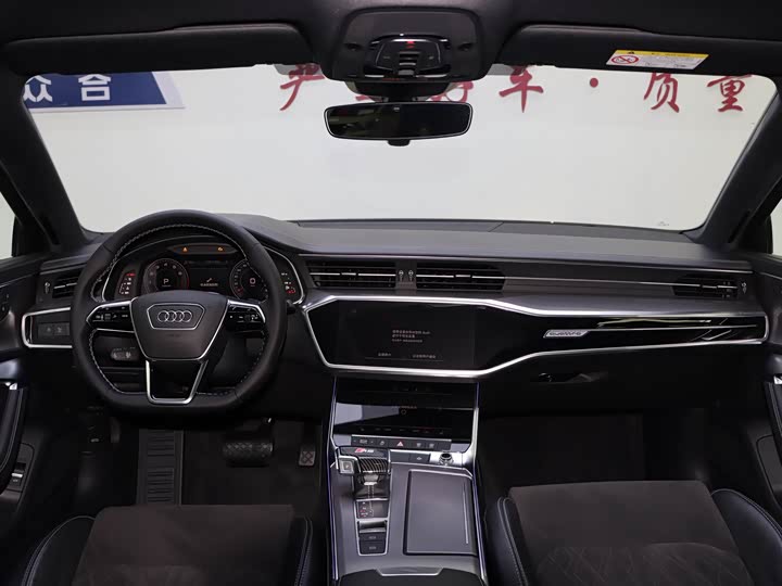 Фото 12 - Audi A6L