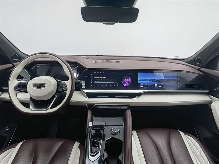 Фото 5 - Geely Monjaro