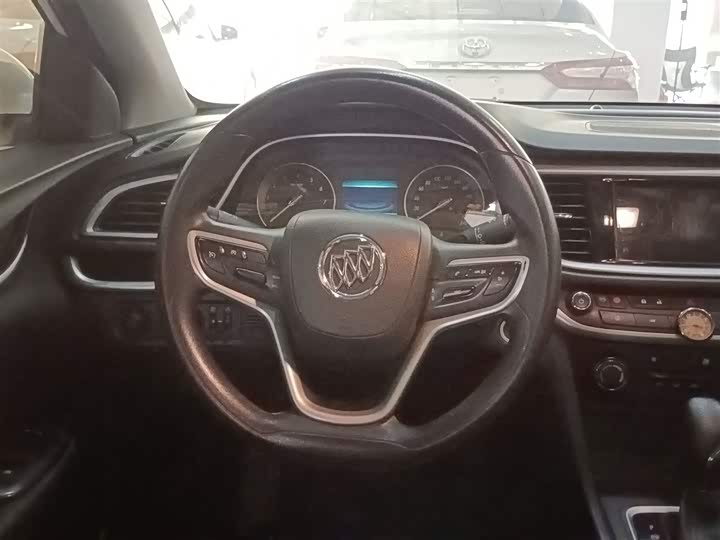 Фото 10 - Buick Excelle GT