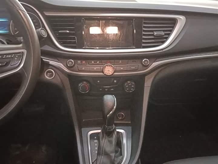 Фото 12 - Buick Excelle GT