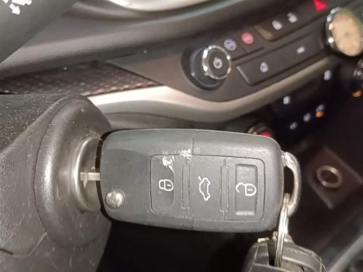 Фото 8 - Buick Excelle GT