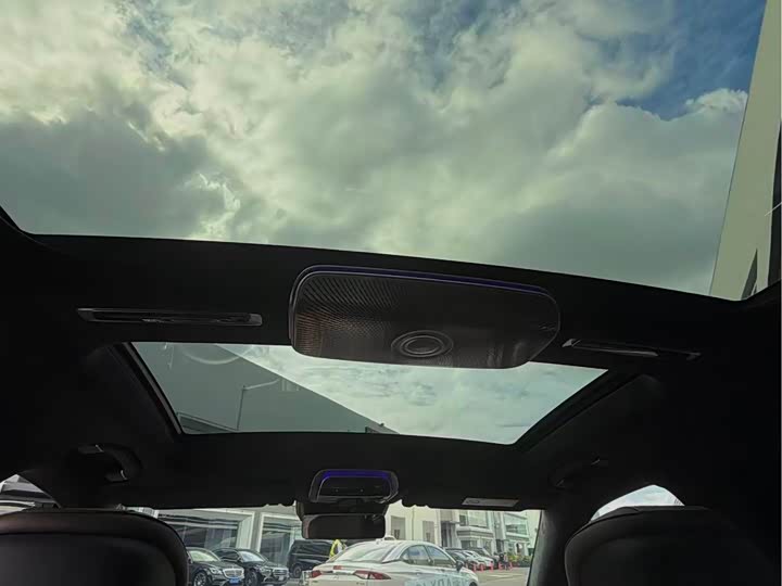 Фото 15 - Mercedes-Benz Maybach S-Class