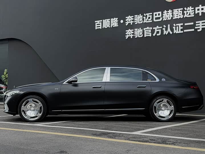 Фото 17 - Mercedes-Benz Maybach S-Class