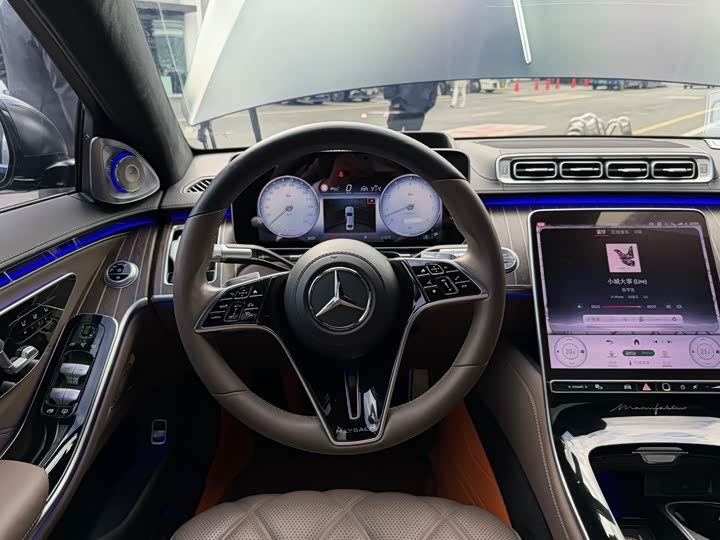 Фото 5 - Mercedes-Benz Maybach S-Class