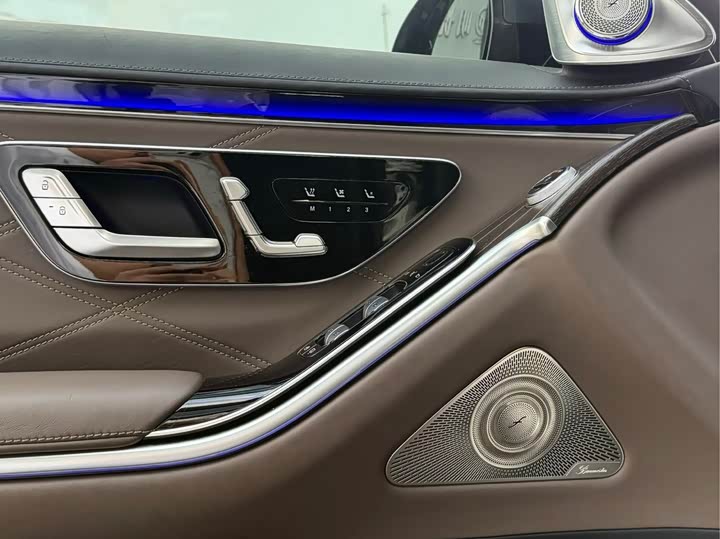 Фото 6 - Mercedes-Benz Maybach S-Class