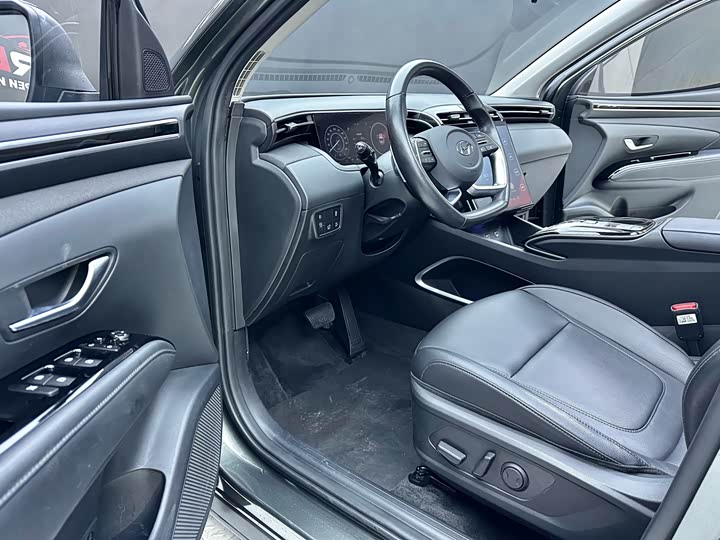 Фото 12 - Hyundai Tucson L