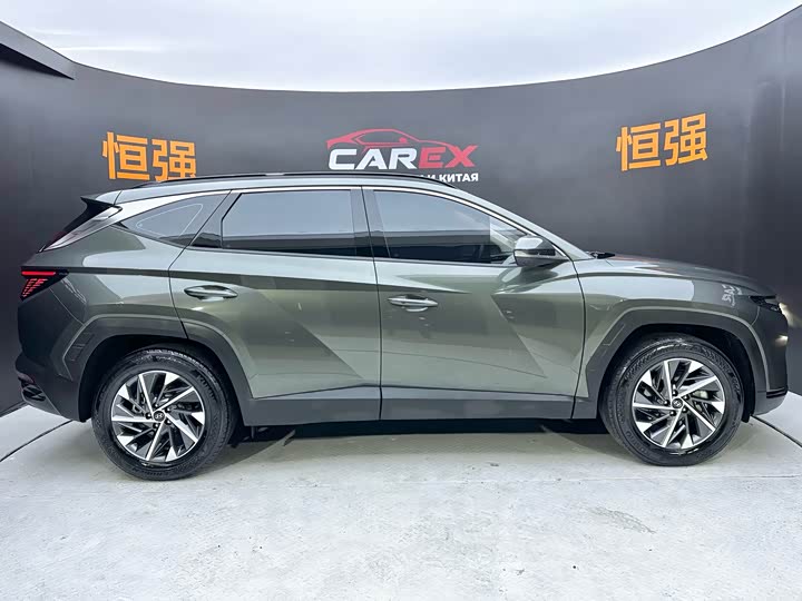 Фото 4 - Hyundai Tucson L