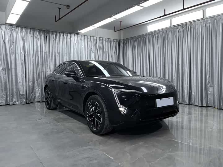 Фото 1 - Avatr 11