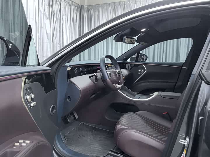 Фото 4 - Avatr 11