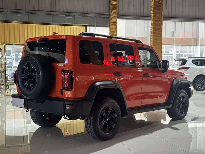 Фото 14 - Tank 300