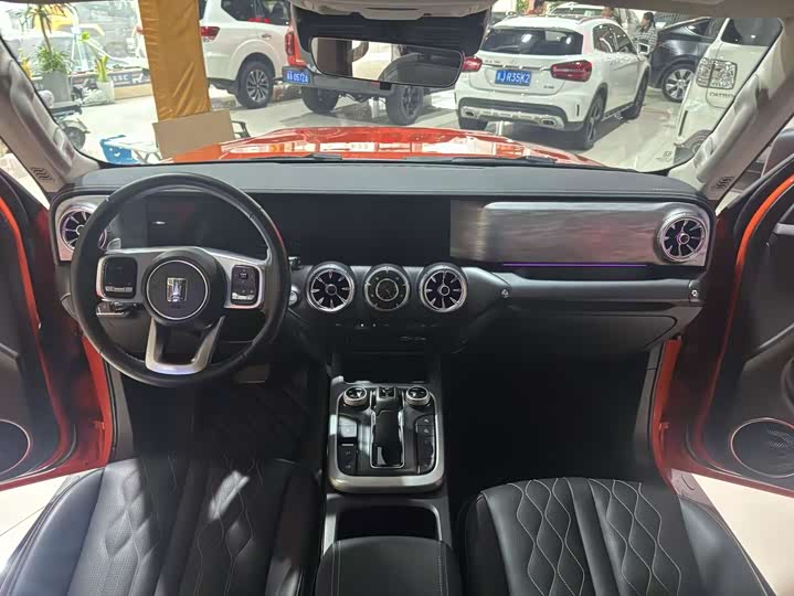 Фото 5 - Tank 300