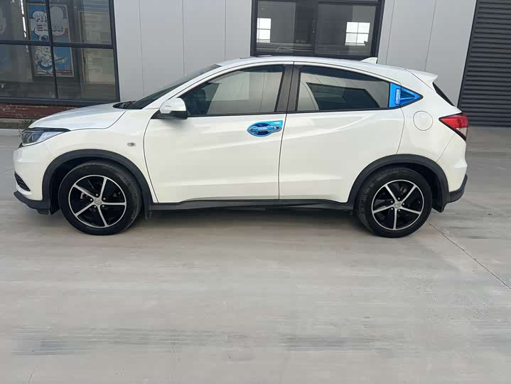 Фото 3 - Honda Vezel