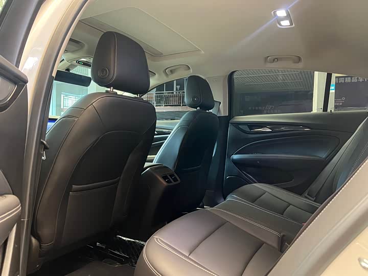 Фото 6 - Buick Regal