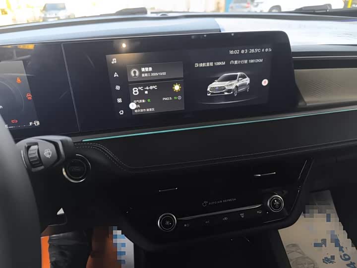 Фото 13 - Ford Escort