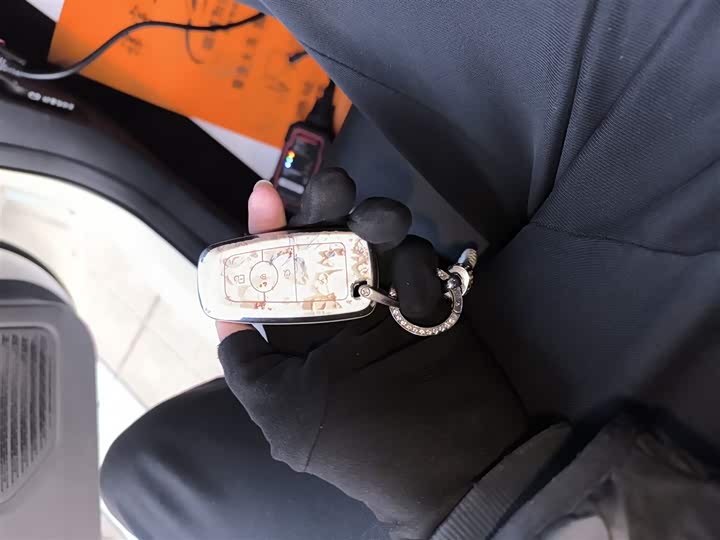 Фото 9 - Ford Escort