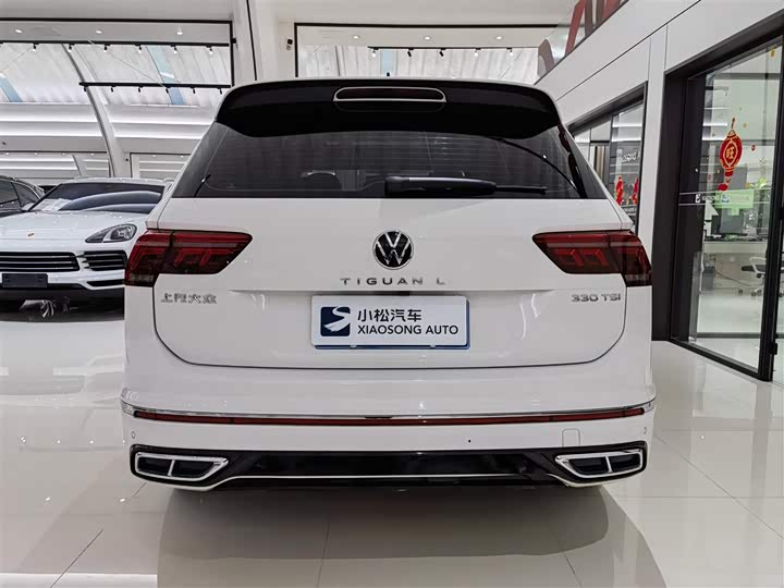 Фото 3 - Volkswagen Tiguan L Pro