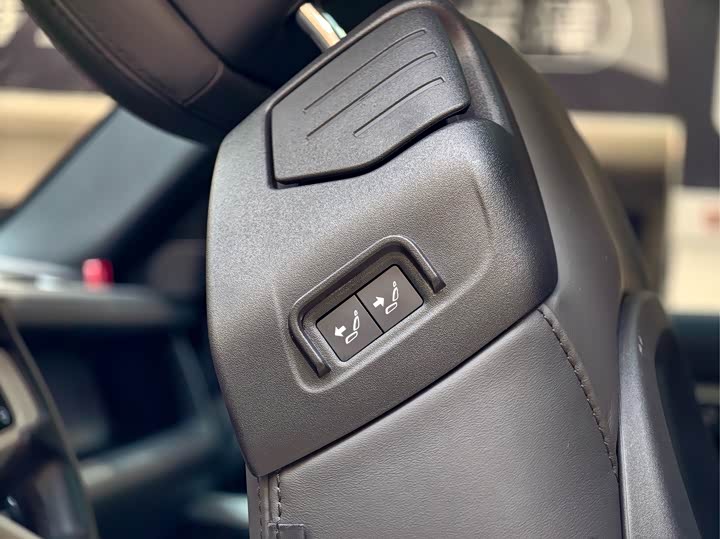 Фото 18 - Land Rover Defender