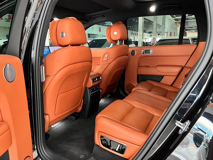 Фото 13 - LiXiang L7