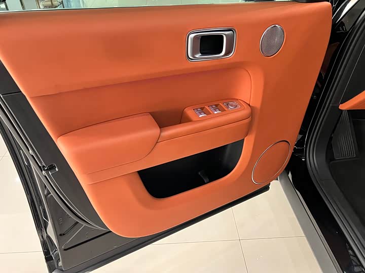 Фото 8 - LiXiang L7