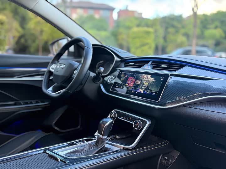 Фото 6 - Geely Binrui