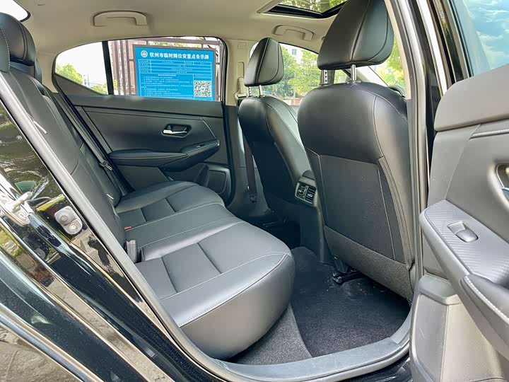 Фото 10 - Nissan Sylphy