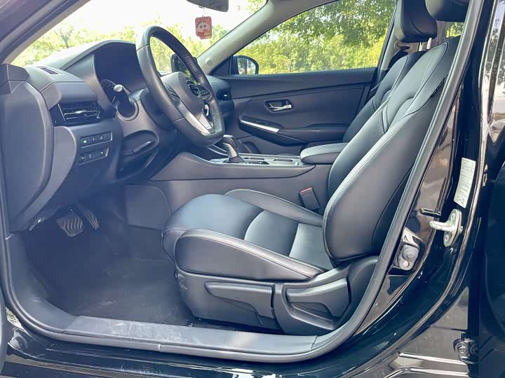 Фото 7 - Nissan Sylphy