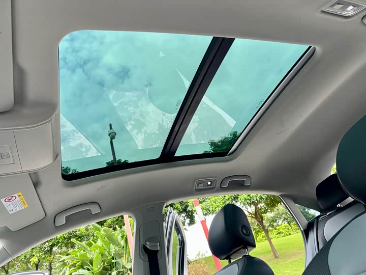 Фото 14 - Volkswagen Tiguan X