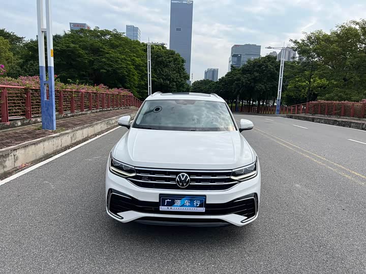 Фото 2 - Volkswagen Tiguan X