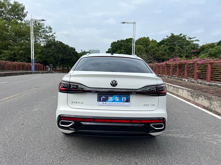 Фото 24 - Volkswagen Tiguan X
