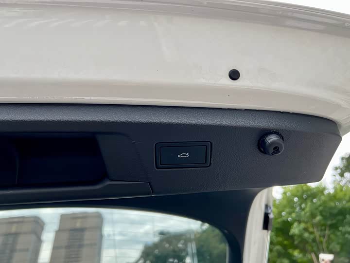 Фото 30 - Volkswagen Tiguan X