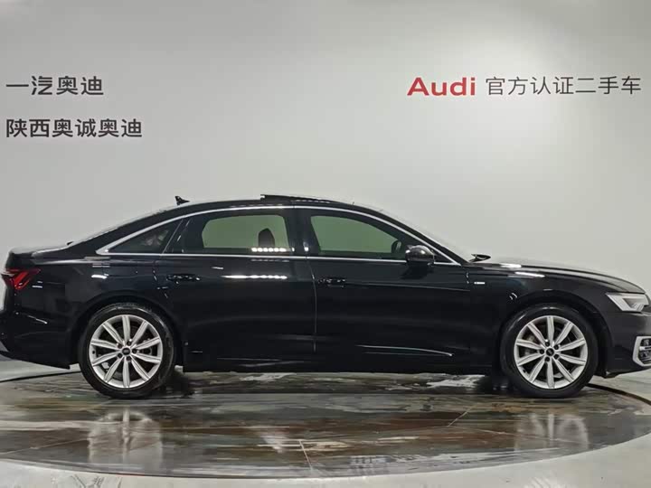 Фото 3 - Audi A6L