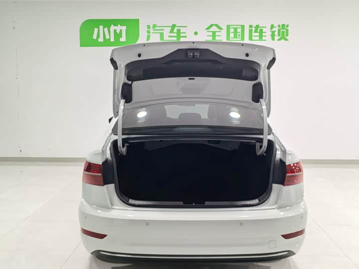 Фото 5 - Volkswagen Sagitar L