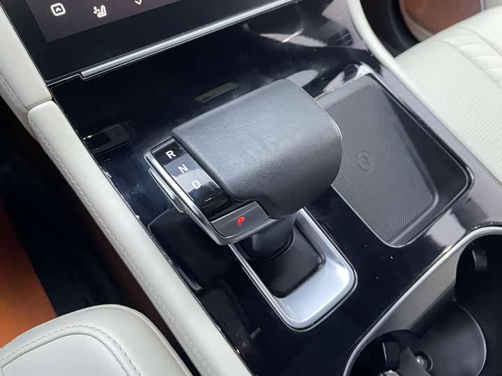 Фото 10 - LiXiang One