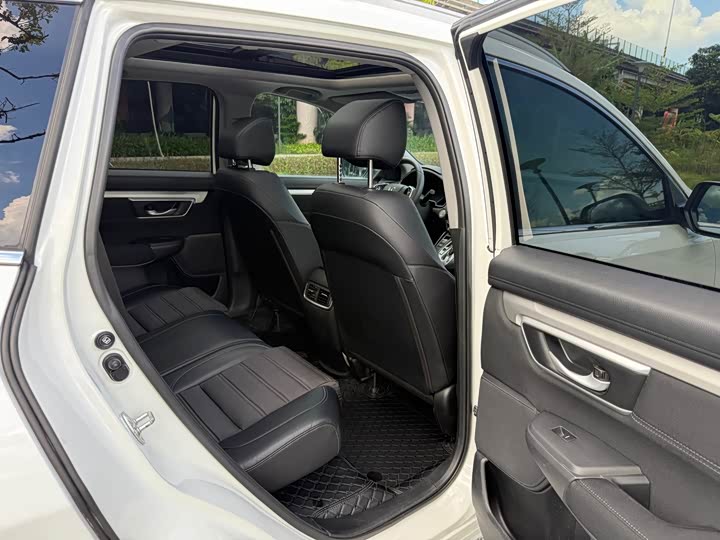 Фото 12 - Honda CR-V