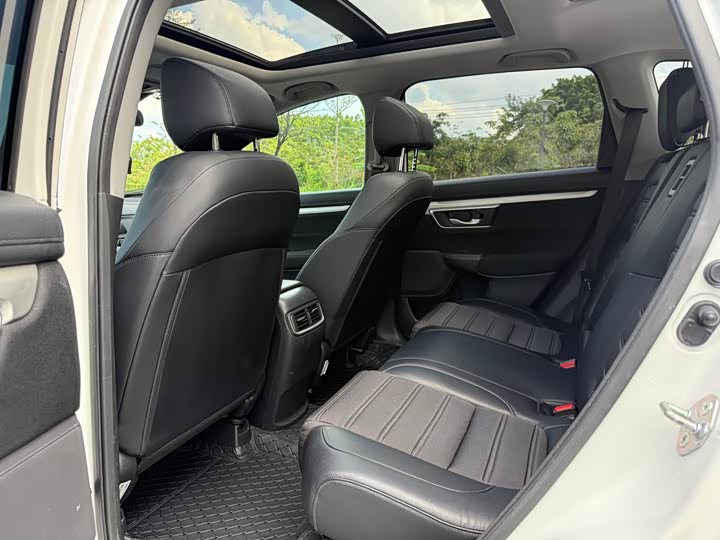 Фото 8 - Honda CR-V